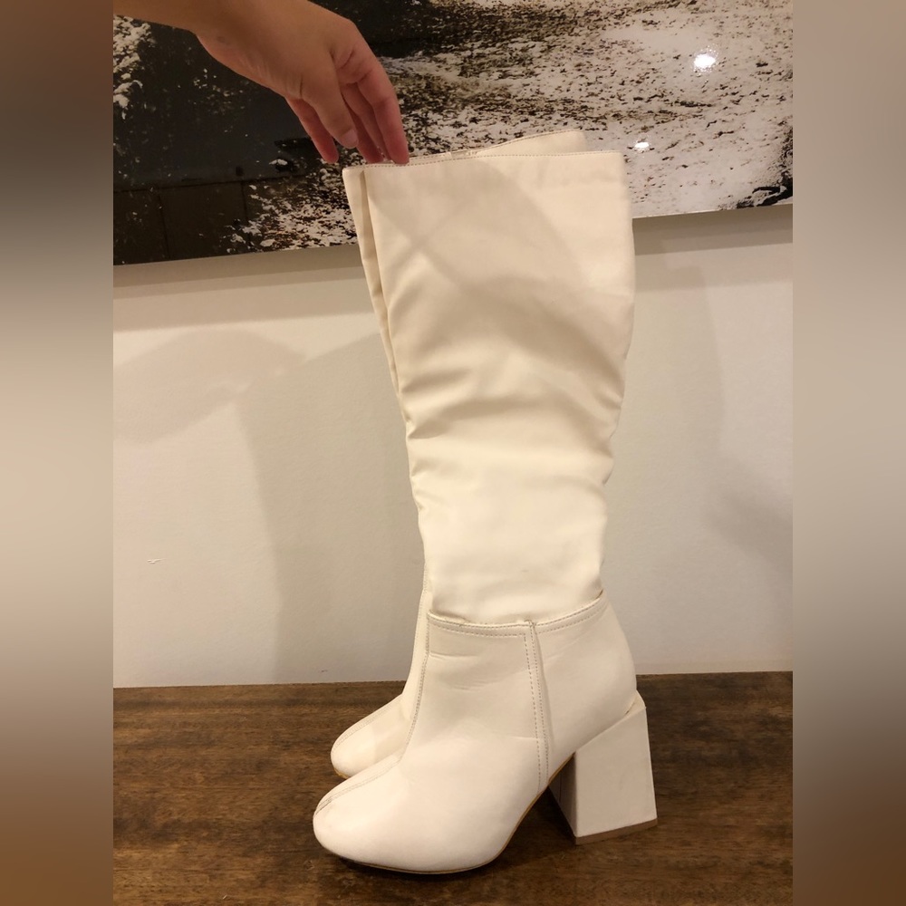 White 70’s platform boots